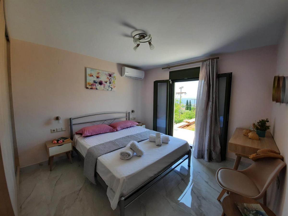 Freesia Grand Sea View Residence Свороната Екстериор снимка