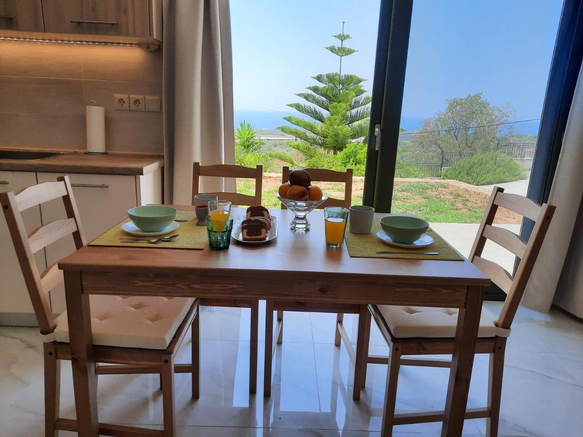 Freesia Grand Sea View Residence Свороната Екстериор снимка